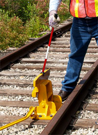 4014-25 Derails 
Derail lifting lever for hinged derails. 24" long handle. Handle effort to take derail off the rail 15 lbs. Handle effort to put derail back on the rail 20 lbs.